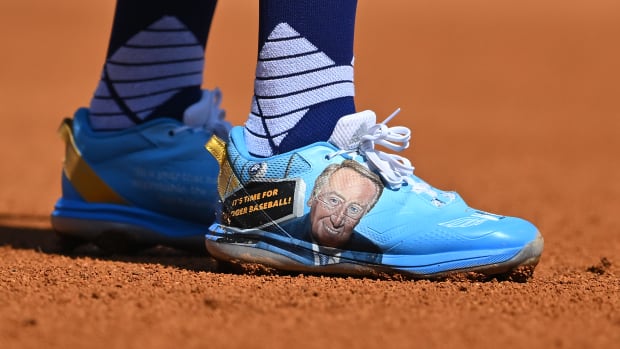 View of Justin Turner's custom cleats.